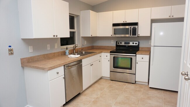 Foto del edificio - 1547 Hempstead Ave