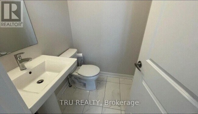 Photo du bâtiment - 353 Appalachian Cir