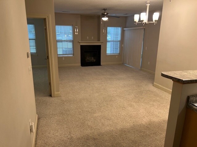 Foto principal - 605 Grandview Ct