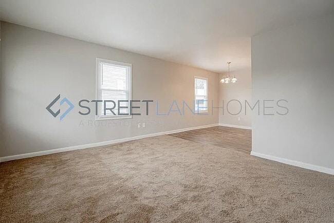 Building Photo - 600 Windy Hill Dr