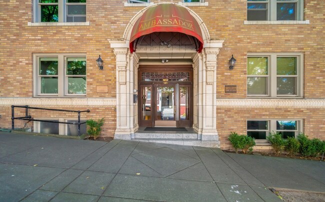 Foto del edificio - Charming One-Bedroom near Downtown Seattle!!!