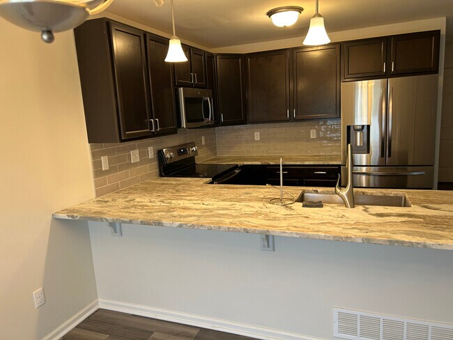 Foto del edificio - 5017 Freehold Rock Dr