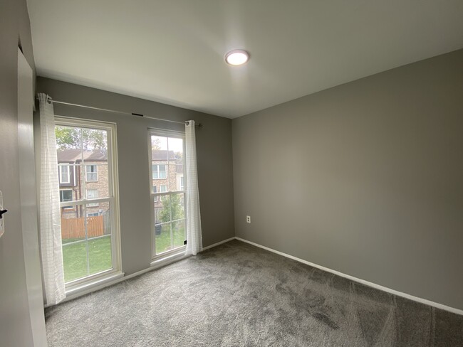Building Photo - 7251 Millcrest Terrace