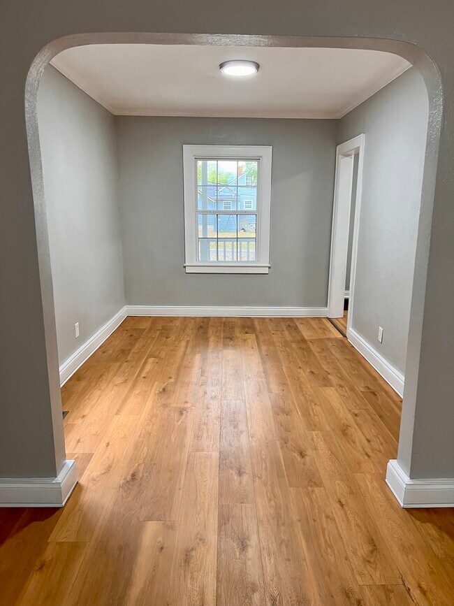 Dining Room - 2205 Bailey Ave