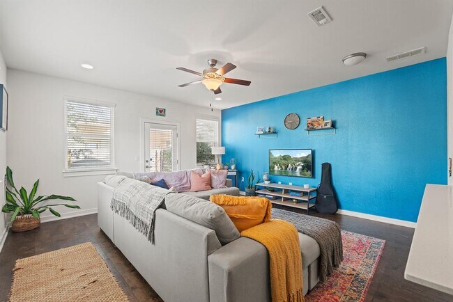 Building Photo - 8908 Parker Ranch Cir