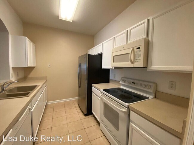 Building Photo - 7990 Baymeadows Rd E