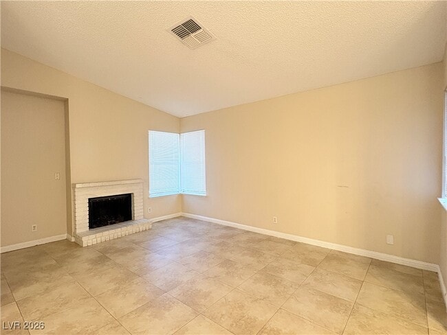 Building Photo - 7175 Sawtooth Dr