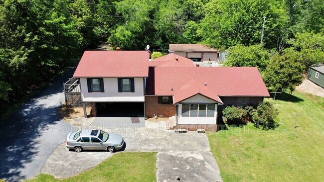 Photo - 148 Upson Cir House