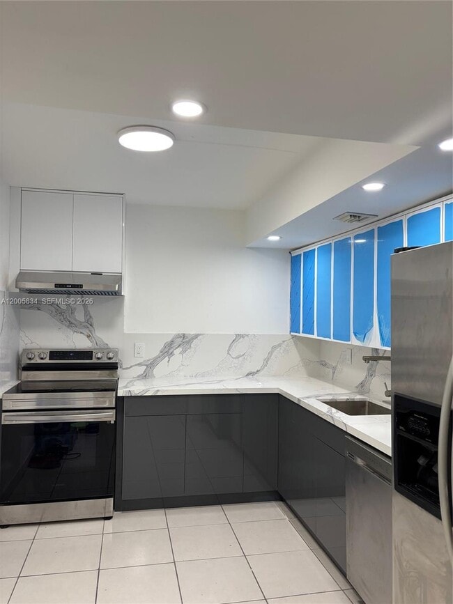Building Photo - 701 Three Islands Boulevard