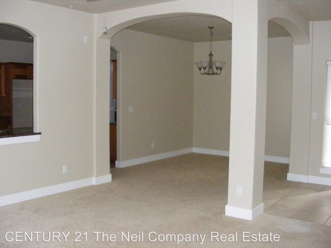 Building Photo - 485 S Savoy Ct