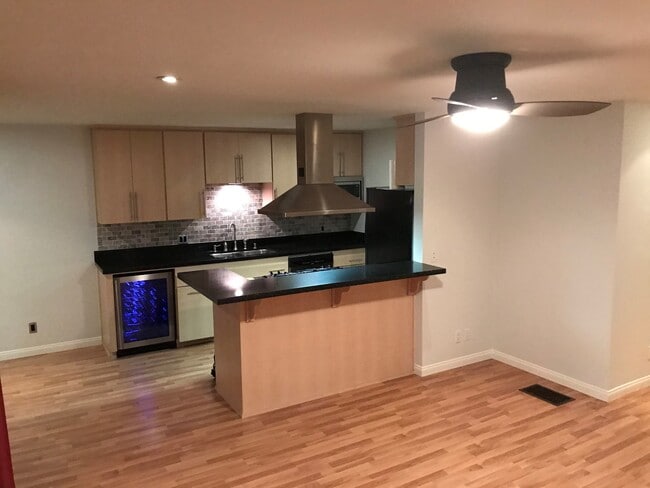 Photo - 1720 Ardmore Ave Apartment