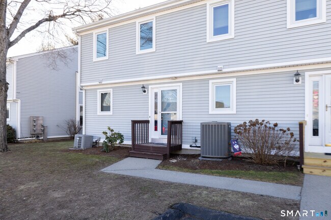 Foto del edificio - 41 Mallard Cove Rd