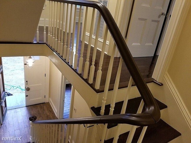 Foto del edificio - 4 br, 2.5 bath House - 2 Pleasant Grove Road