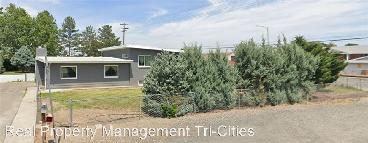 Foto principal - 4 br, 2 bath House - 5306 W. 1st Pl