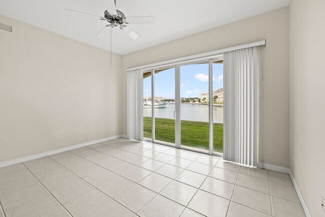Foto del edificio - 17 Harbour Isle Dr W