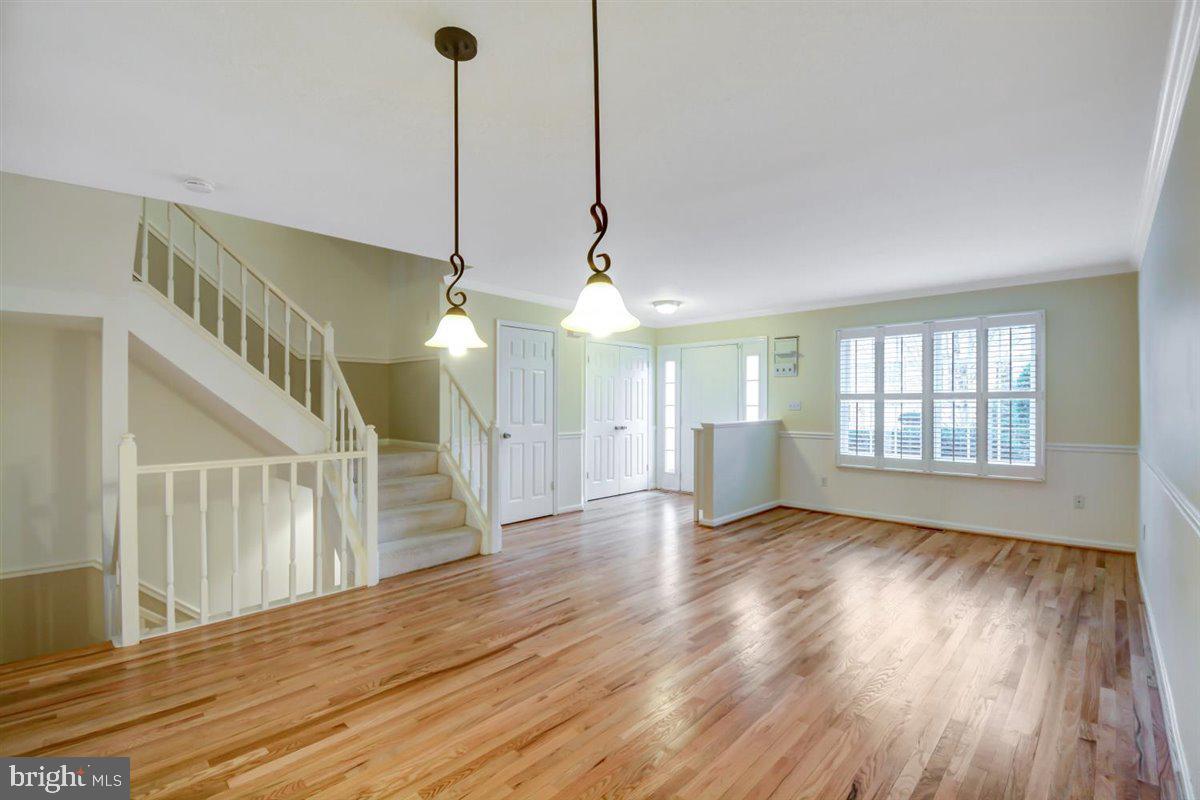 Primary Photo - 32 Culmore Ct