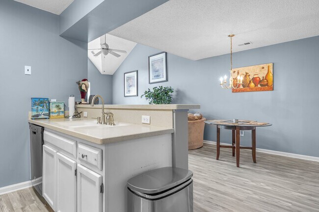 Foto del edificio - Modern Comfort in the Heart of Chesapeake ...