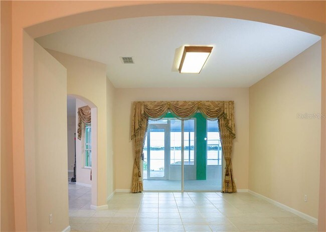 Building Photo - 10219 Cove Lake Dr