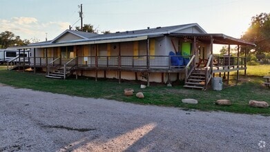 Building Photo - 1504 TX-261
