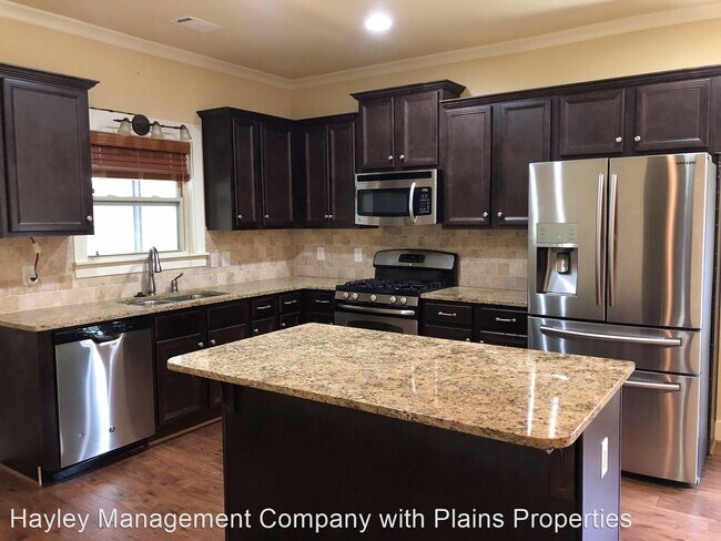 Building Photo - 4 br, 3 bath House - 672 Anders Court