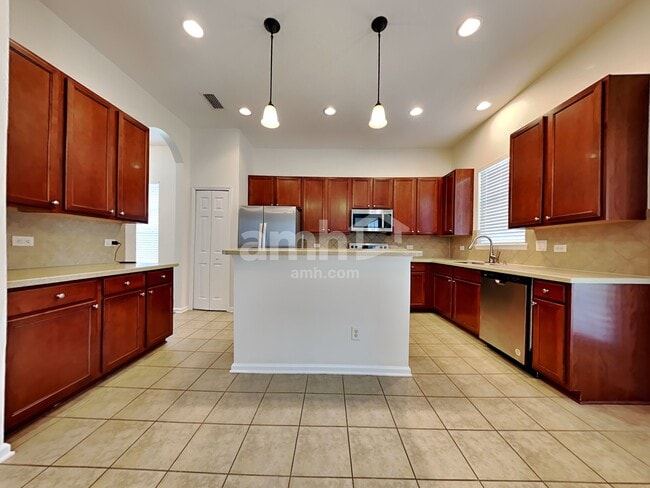 Foto del edificio - 238 Casa Sevilla Ave