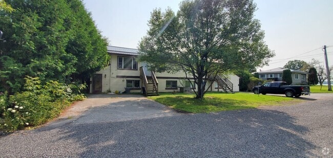 Building Photo - 57a Quinte Vw Dr