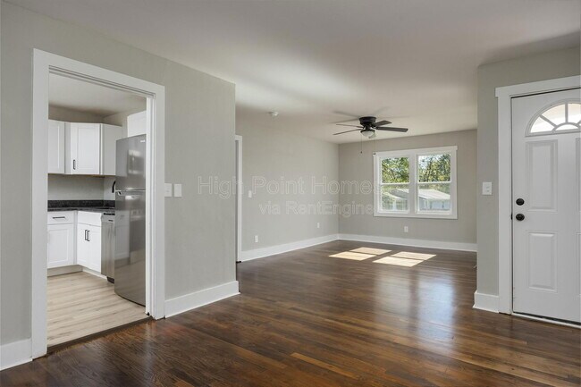 Foto del edificio - 1201 E 32nd St