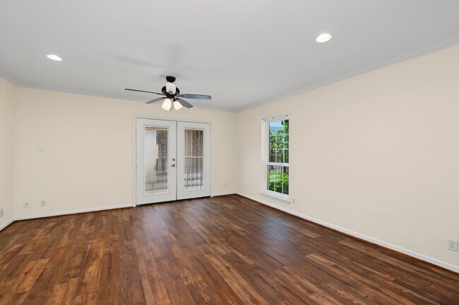 Foto del edificio - 2021 Winrock Blvd