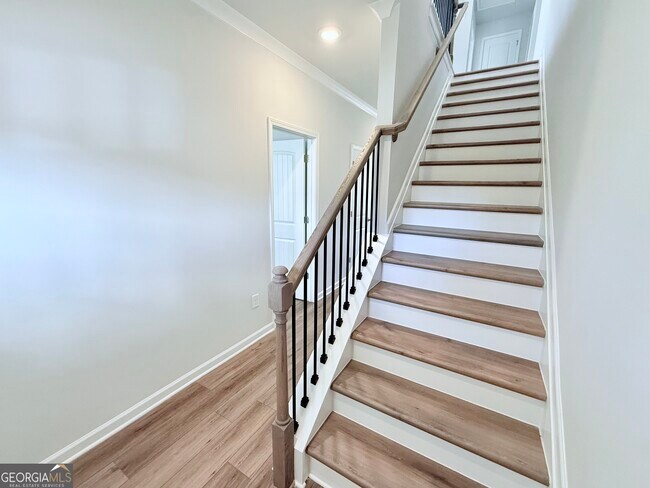 Building Photo - 236 Chiswick Lp