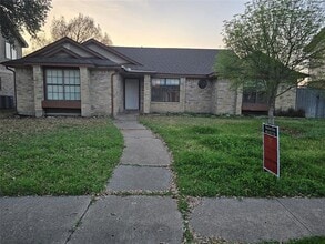 Building Photo - 3305 Bucknell Dr