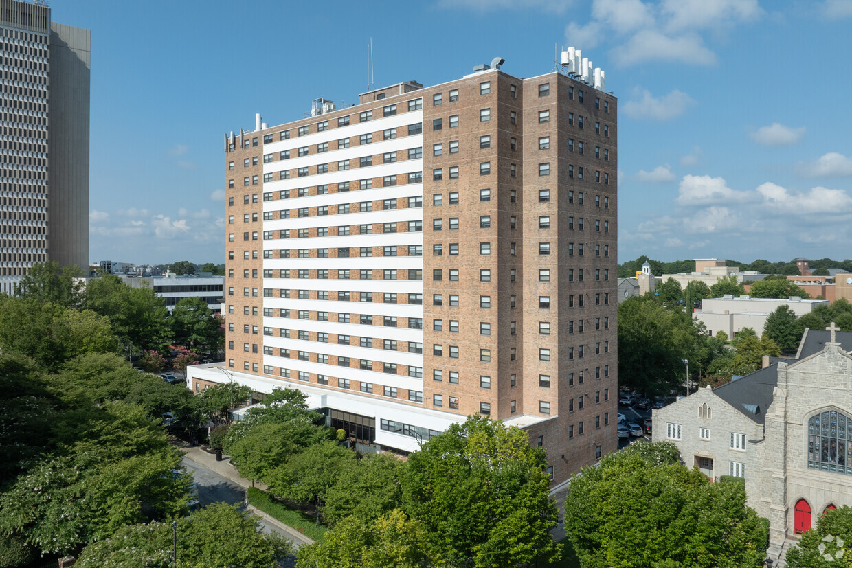 Primary Photo - Towers East