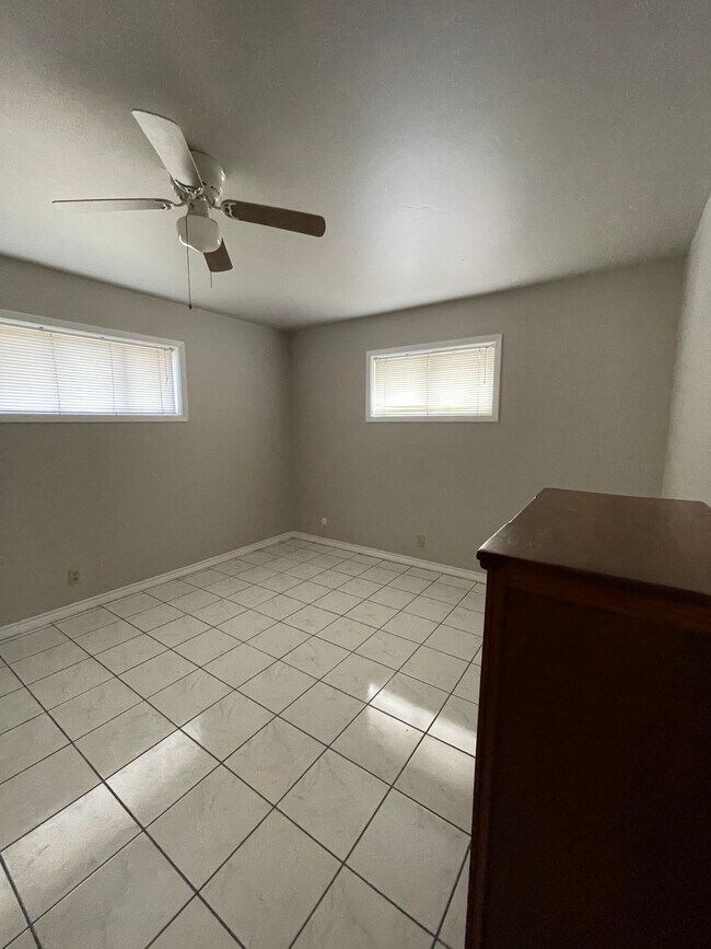 First bedroom - 511 N 25th Street
