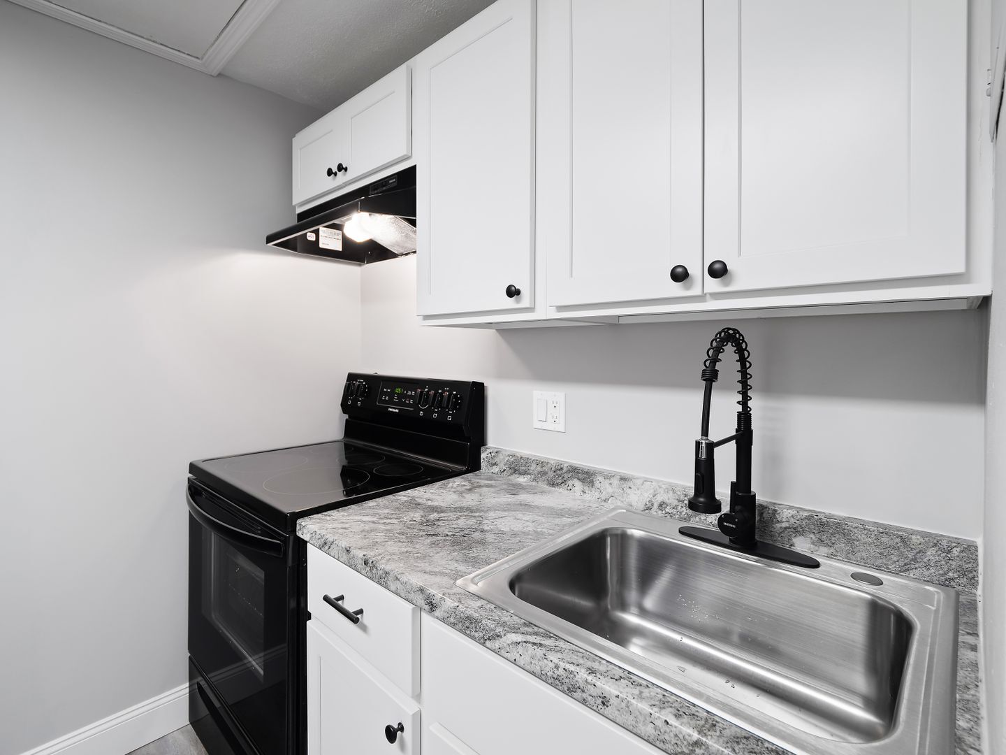 Dartmouth Place Apartments – photo 2