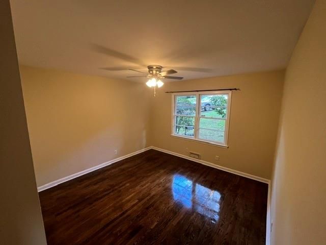 Building Photo - 2088 Evergreen Ln NW