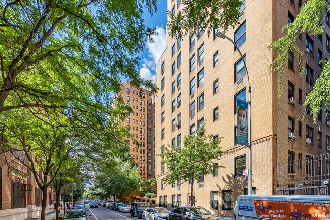 Building Photo - 1296-1304 Second Ave