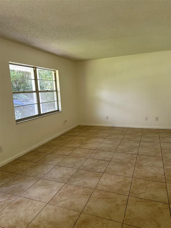 Foto del edificio - 2321 NE 39th St