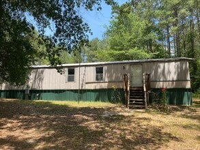Building Photo - 21341 Crawford Lake Rd