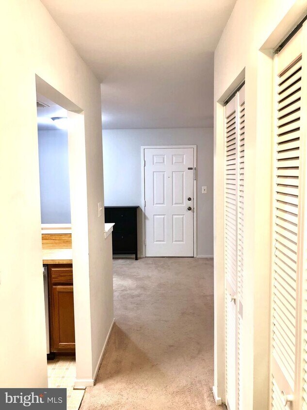 7819A Harrowgate Cir Unit 157, West Springfield, VA 22152 Condo for