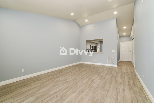 Building Photo - 302 Meadow Blvd Sanford, FL 32771