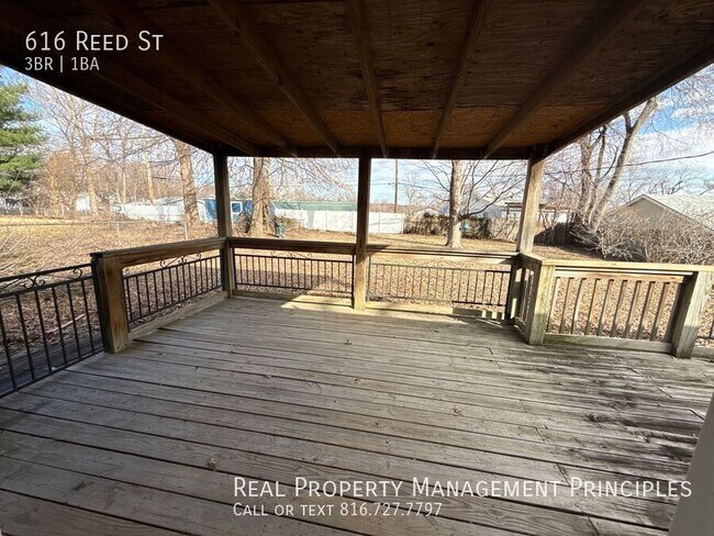 Foto del edificio - 616 Reed St