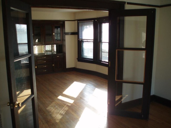 Foto del edificio - 947 East Johnson St #1