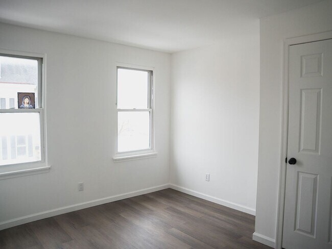 Foto del edificio - 936 Ferry St