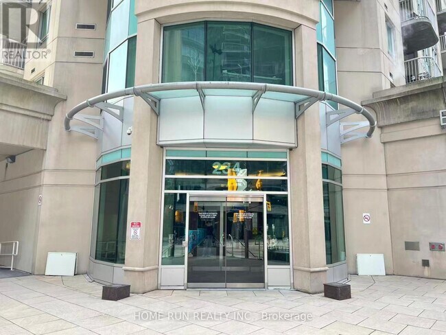 Photo du bâtiment - 234 Rideau St