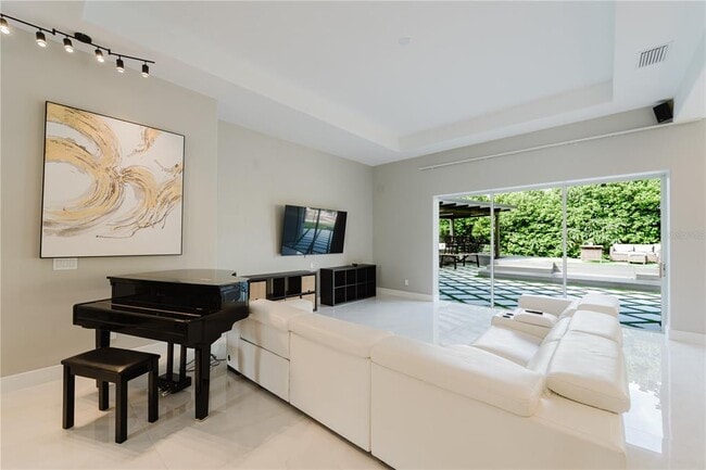 Foto del edificio - 1361 Whitney Isles Dr