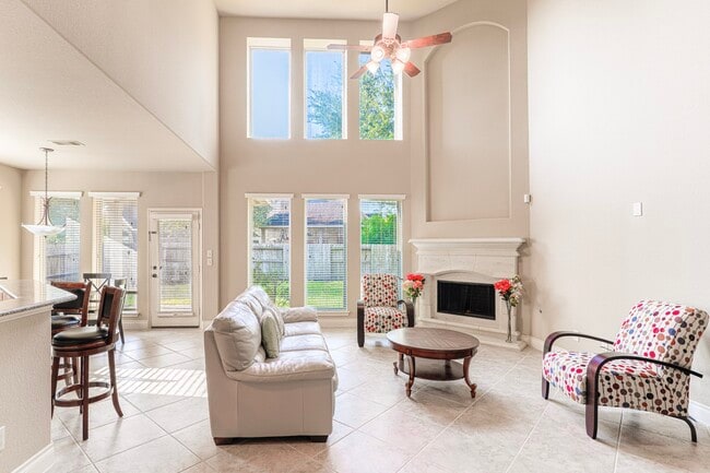 Building Photo - 28707 Hemlock Red Ct