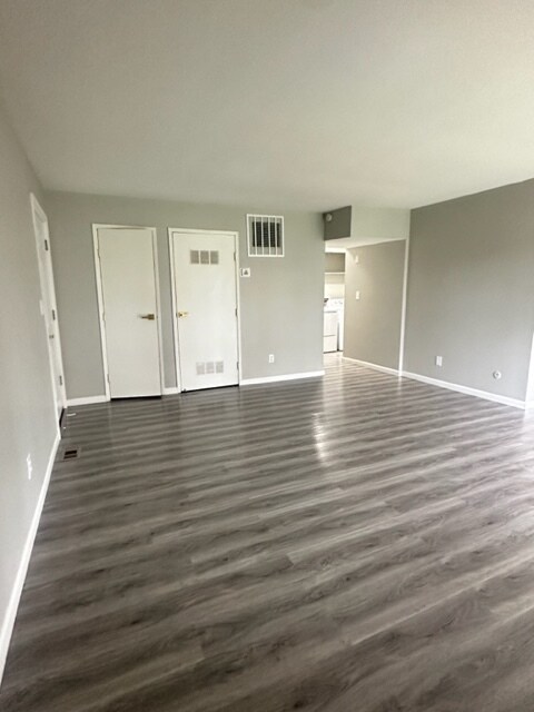 Piso de 3 habitaciones - Arbors North