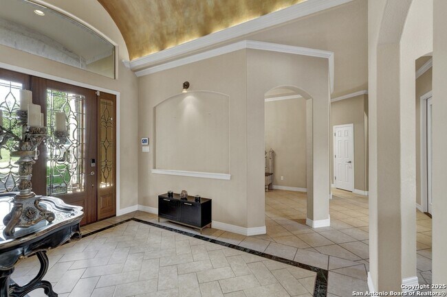 Building Photo - 9752 Trophy Oaks Dr