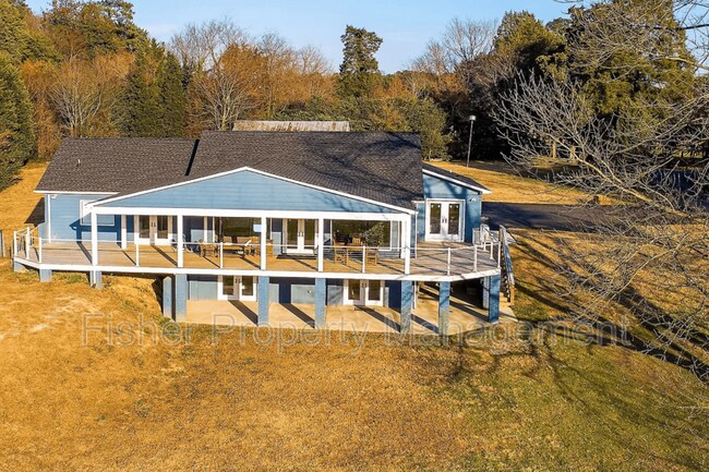 Foto del edificio - 1500 Rustling Cedar Ln