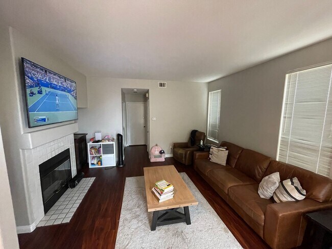 Building Photo - 4 br, 2.5 bath House - 524 Kiley Rd
