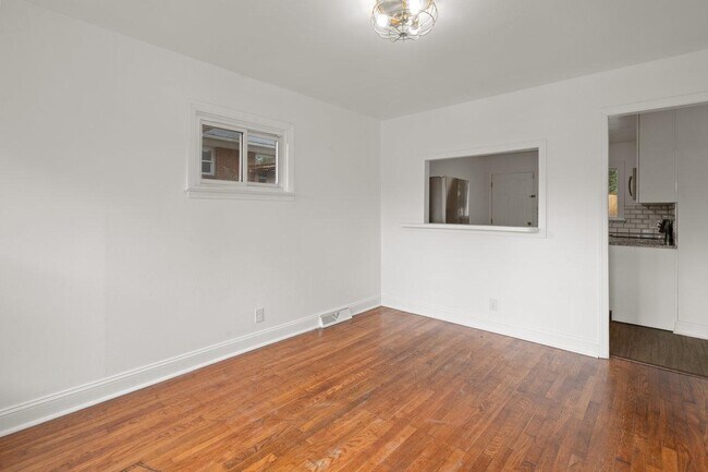 Foto del edificio - 1125 Mulberry Ave